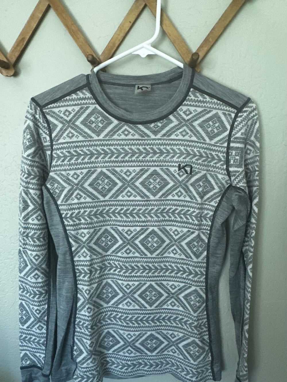 Kari Traa Women's Gray and White Base Layer